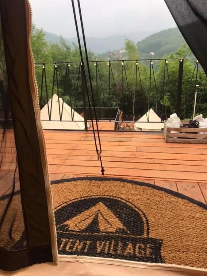 Glampspace - Szlak Beskidzki Hotel Międzybrodzie Bialskie Eksteriør billede