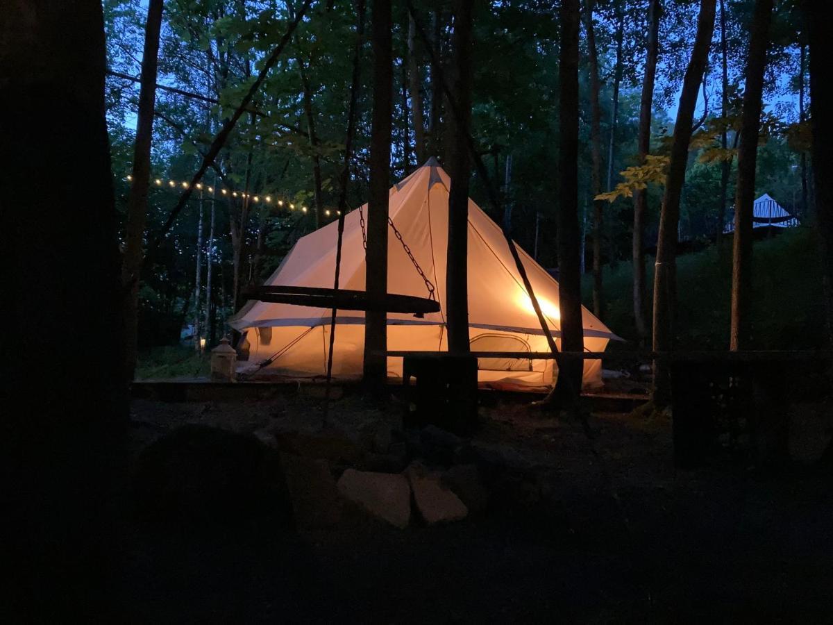 Glampspace - Szlak Beskidzki Hotel Międzybrodzie Bialskie Eksteriør billede