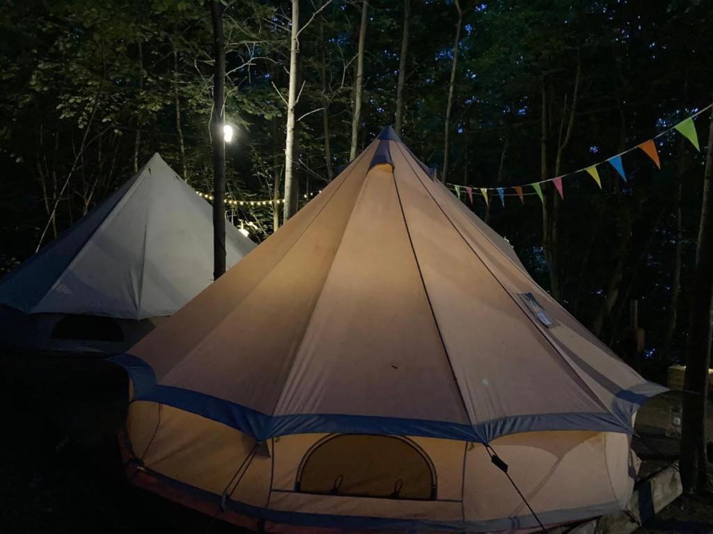 Glampspace - Szlak Beskidzki Hotel Międzybrodzie Bialskie Eksteriør billede