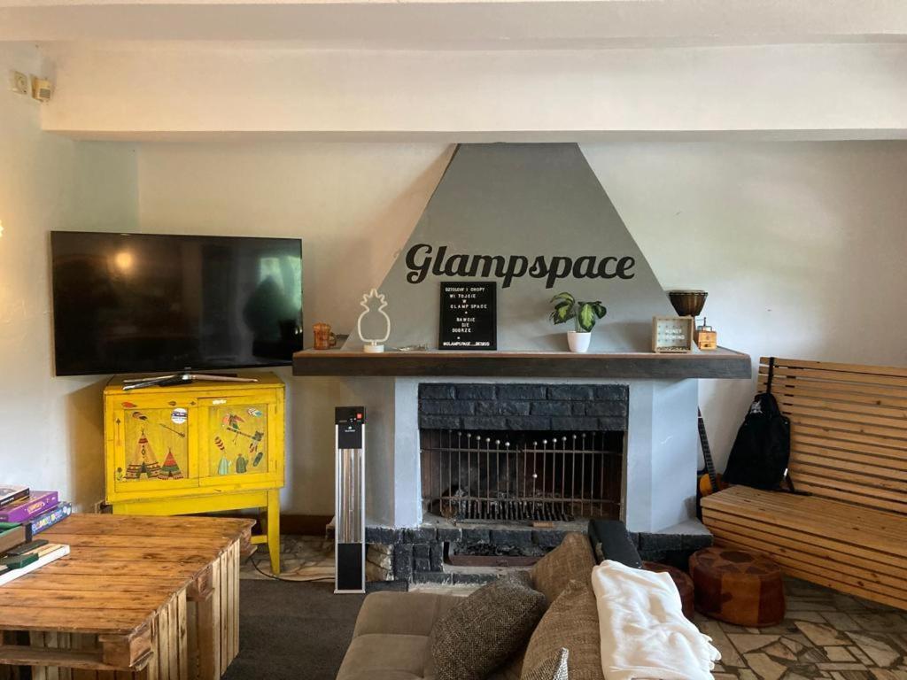 Glampspace - Szlak Beskidzki Hotel Międzybrodzie Bialskie Eksteriør billede